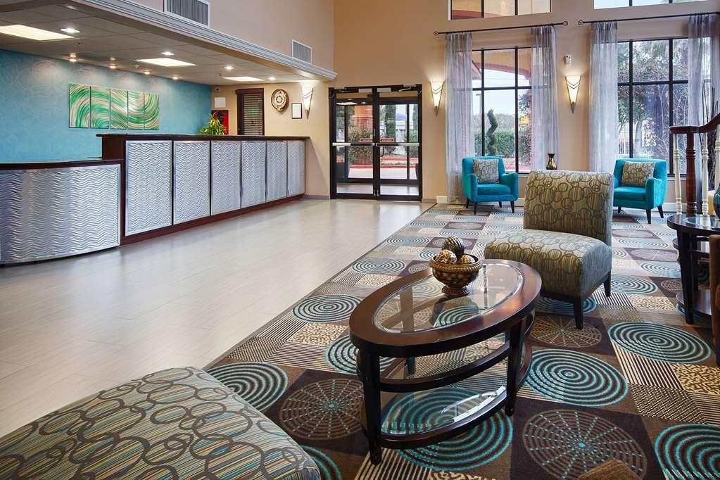 Days Inn & Suites By Wyndham Sam Houston Tollway Jersey Village Interior foto